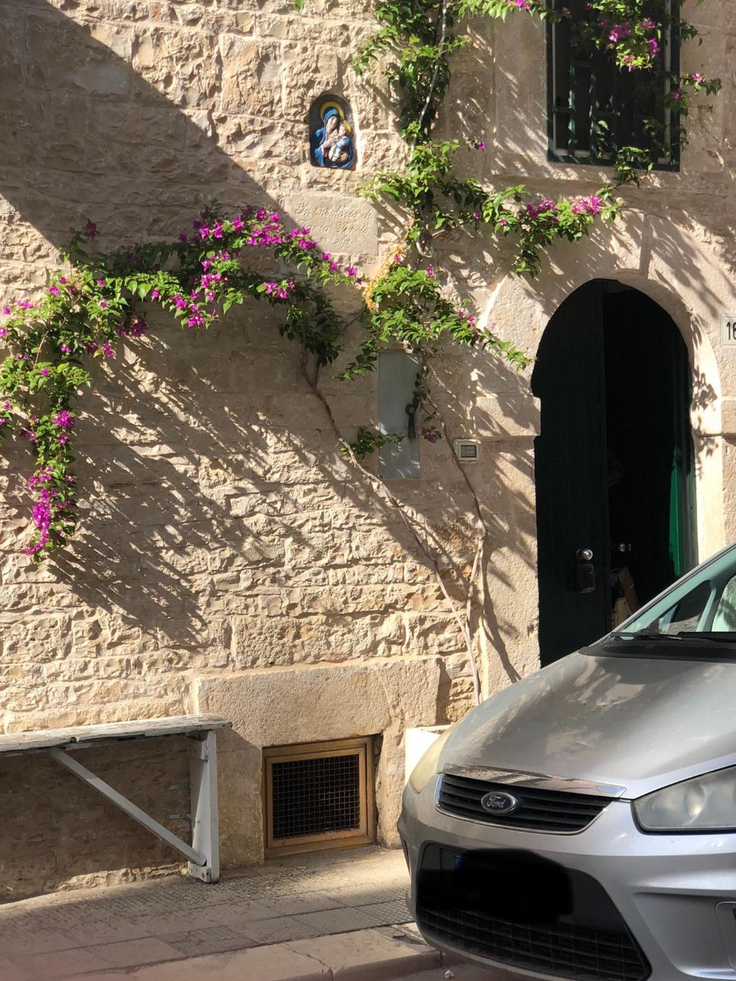 La Piccola Casa Di Tania Holiday home *